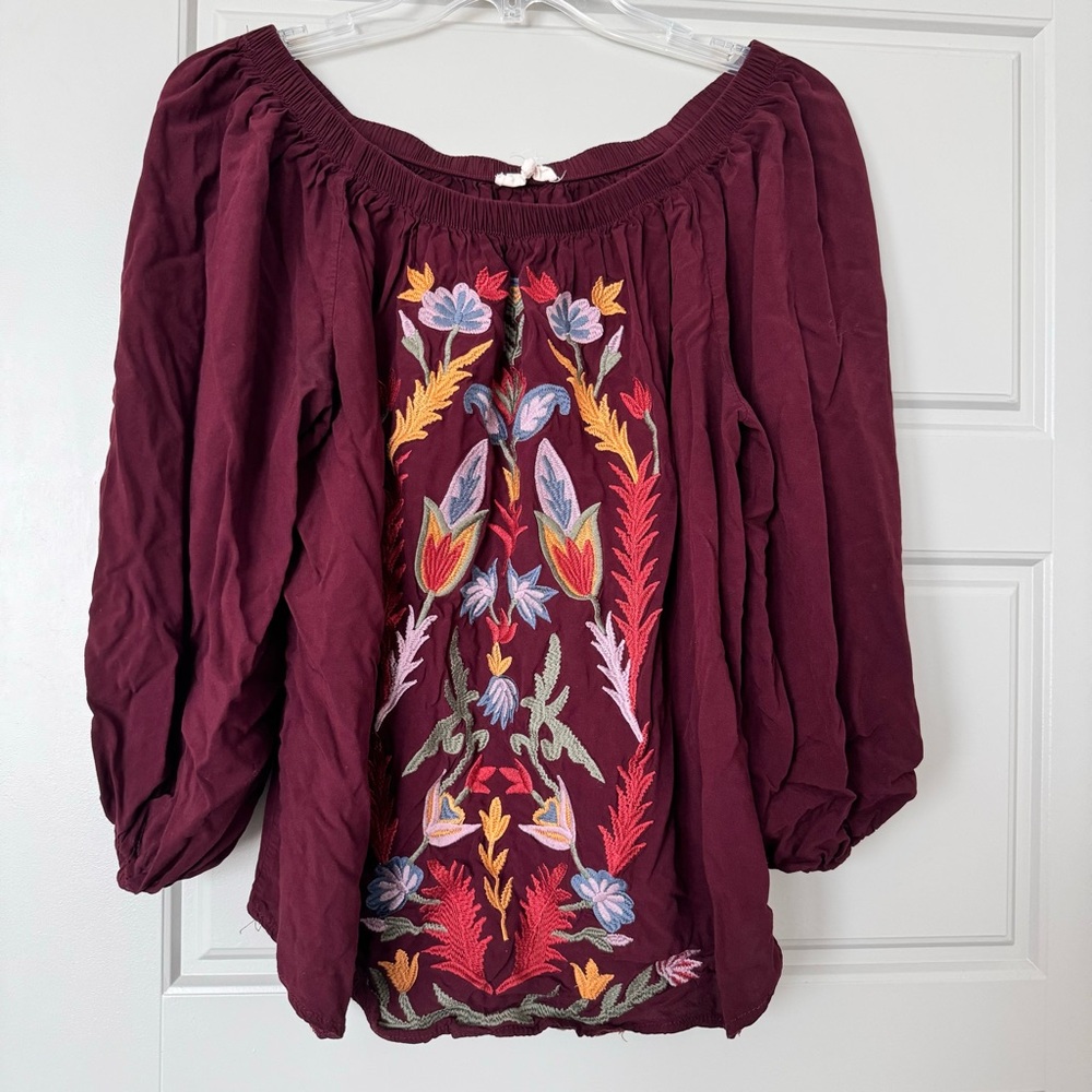 Solitaire Floral Stitched Top - SIZE LARGE